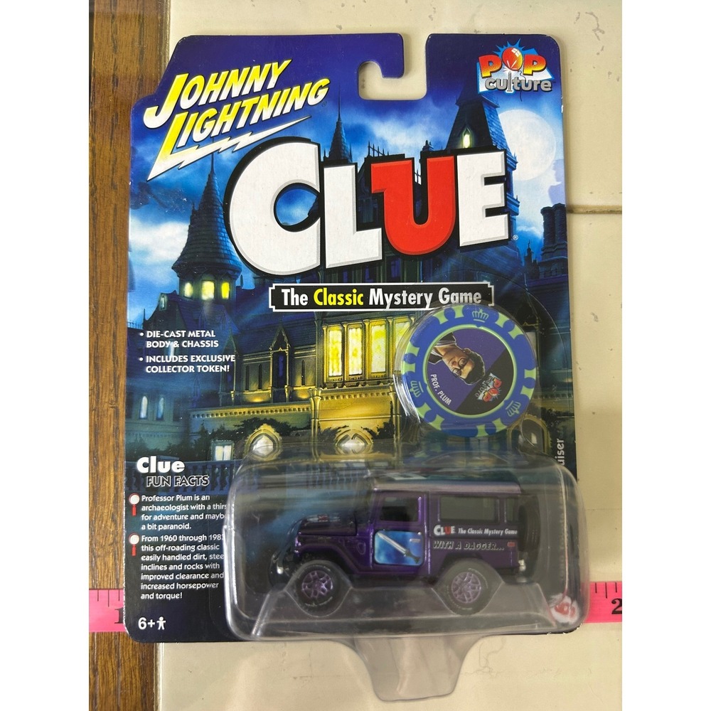 Johnny Lightning Pop Culture Clue 1980 Toyota Land Cruiser Die-Cast Car